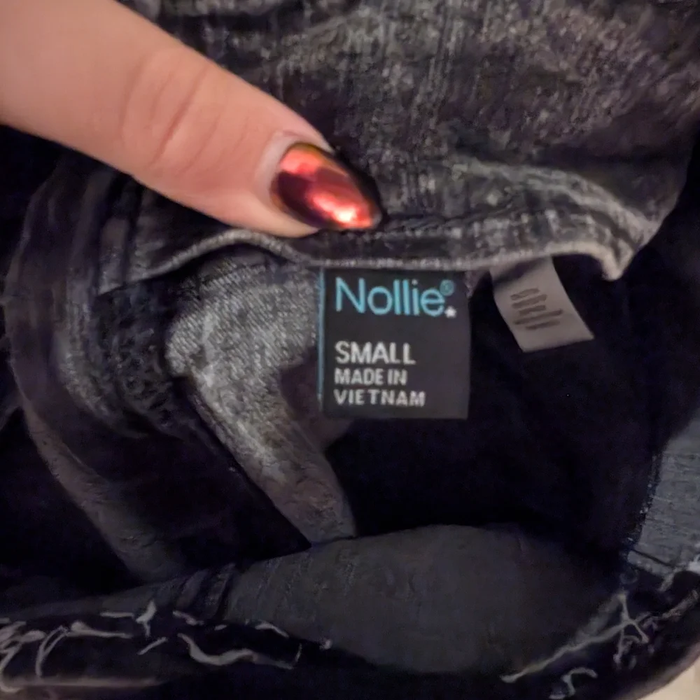 Nollie Charcoal Demin Pencil Skirt - Picture 3 of 3